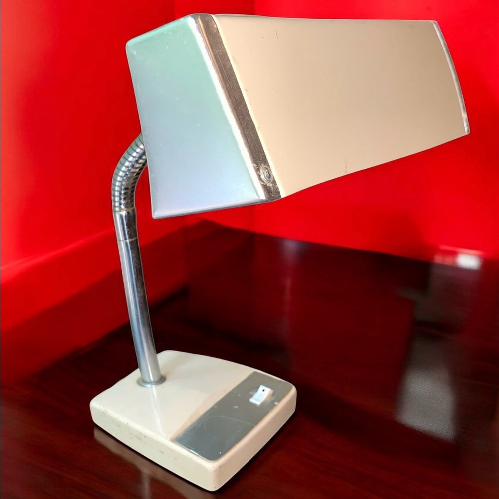 v i n t a g e :: Midcentury Modern Small Japanese Metal Desk Lamp